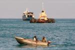 Рыбацкая лодка у побережья острова Занзибар, Восточная Африка, республика Танзания