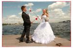 Цена на свадебную фотосъемку в СПб: две тысячи рублей за час работы ( с марта 2009 года стоимость повысится)
