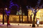 Ночной, новогодний вид, с площади Искусств на Государственный Русский Музей и Спас-на-Крови в Санкт-Петербурге, фото