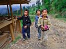 Азиатские школьники из деревни на Юге Китая, фото 2010 года (апрель)