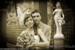 Свадебное фото сделано в Летнем саду Санкт-Петербурга в июне 2012 года