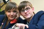 На фото Немченко Жанна и Хромов Иван, актеры сериала «Старшеклассники»