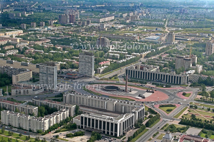 Площадь победы в Санкт-Петербурге, фото