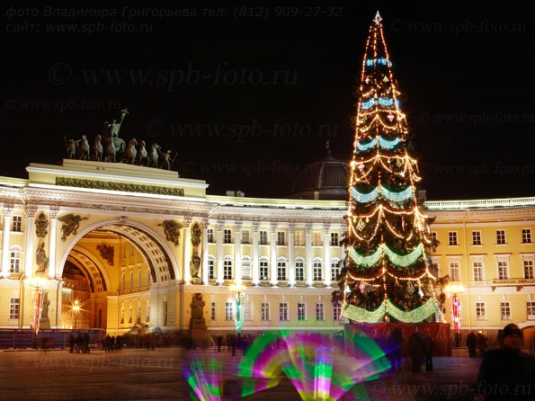 Дворцовая площадь 2009, с новогодней елкой