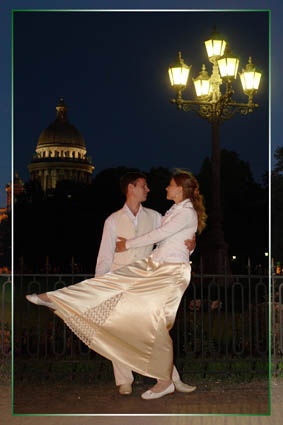 Фотосъемка свадьбы в ночном Санкт-Петербурге