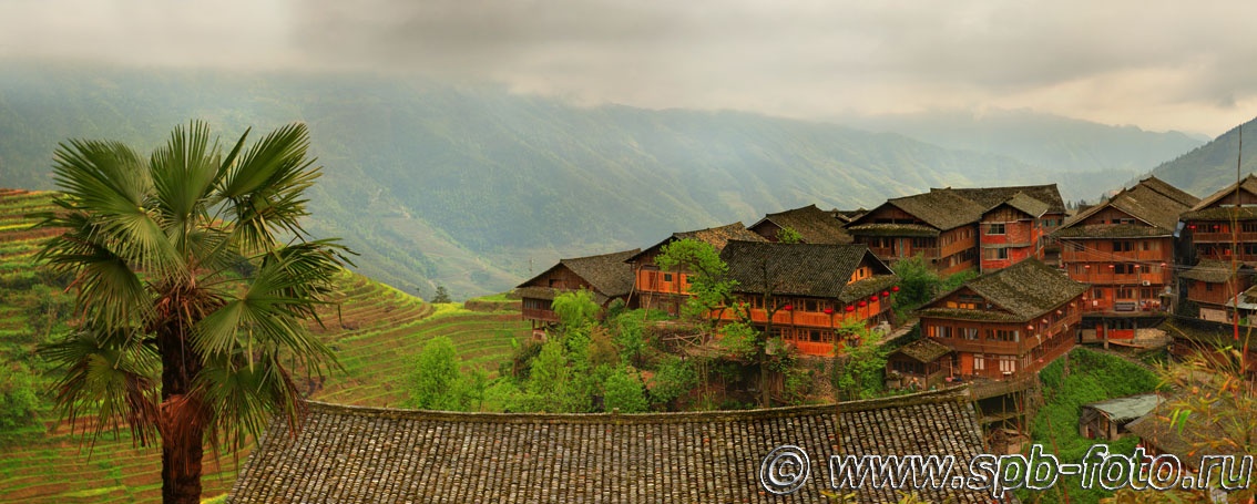 Южный Китай, провинция Guangxi, деревня Pingan, фотоснимок