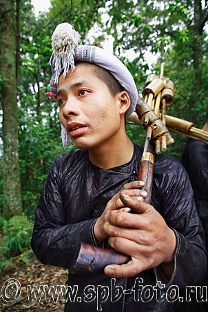 Фотография мужчины этноса Miao, Китай, снято в 2010году