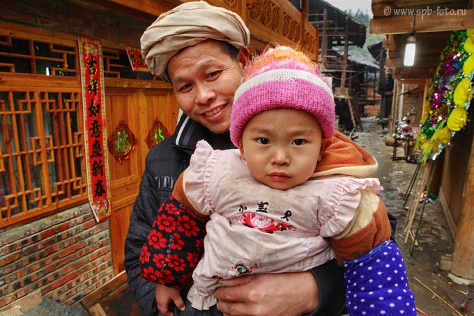 Ребенок в китайской семье, фотография