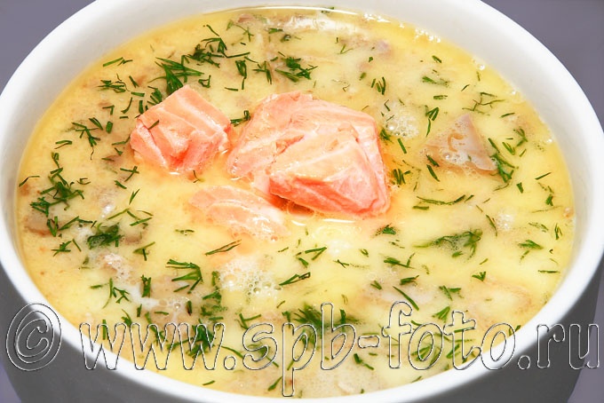Рыбный суп с лососем, изображение в ресторанном меню