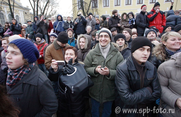 Петербуржская молодежь на митинге за честные выборы, фото