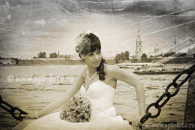 Пристань «Зимняя канавка» возле Эрмитажного моста в Санкт-Петербурге, свадебная фотосессия